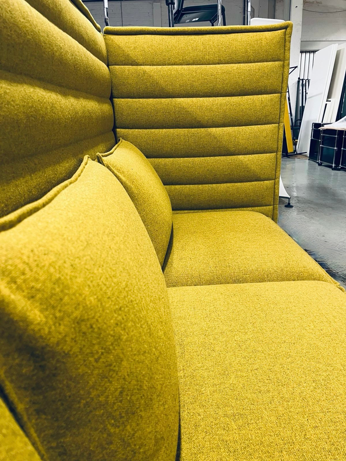 Vitra Alcove Highback Plume Contract