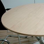 Vitra Besprechungstisch Segmented Table Holz 100cm
