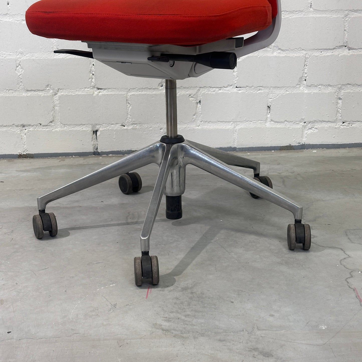 Vitra ID Soft rot / orange