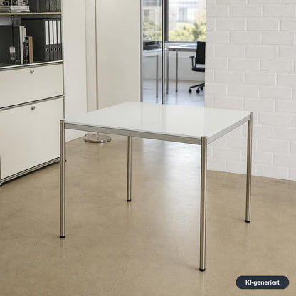 USM Haller Tisch 100x100cm Glas weiß unterlackiert