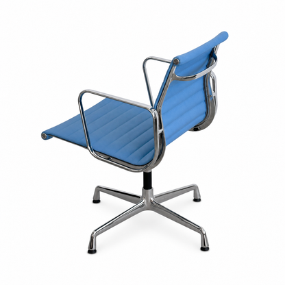 Vitra EA 108 Hopsak hellblau