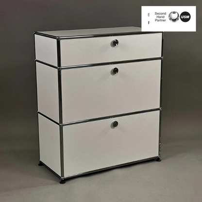 USM Haller Highboard 1x3 lichtgrau 3 Klappen