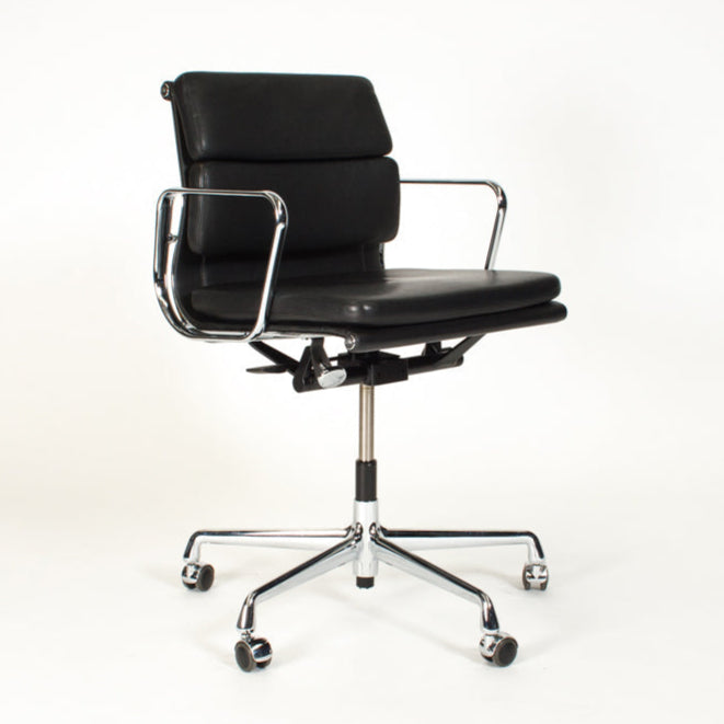 Vitra EA 217 beidseitig Leder schwarz