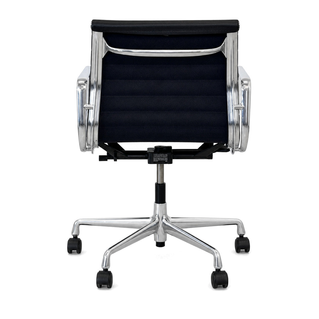 Vitra EA 117 Leder schwarz