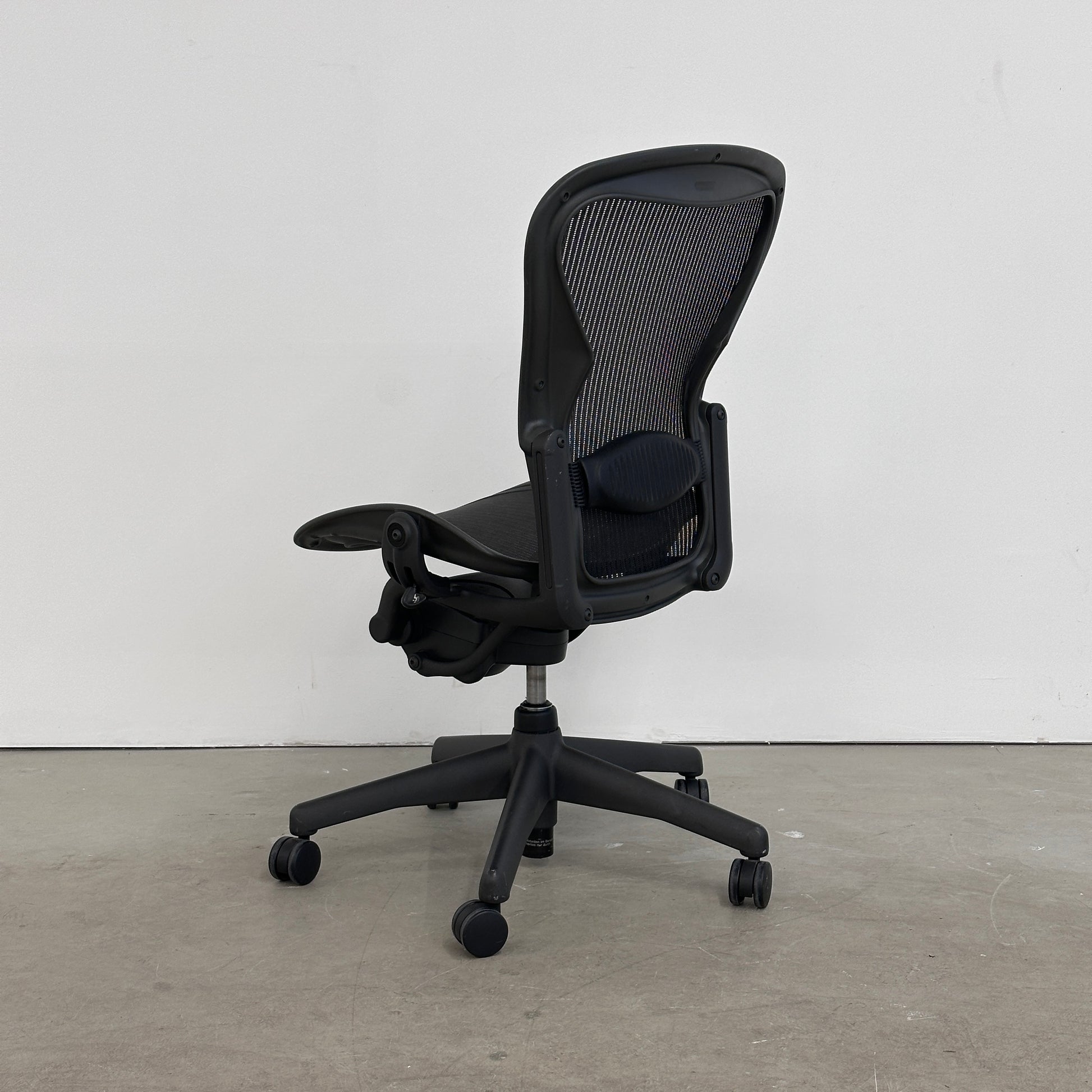 Herman Miller Aeron schwarz (ohne Armlehnen)