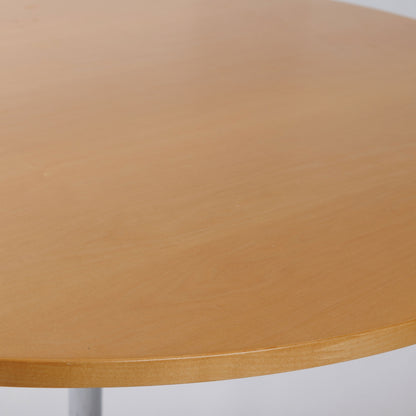 Vitra Besprechungstisch Segmented Table Holz 100cm