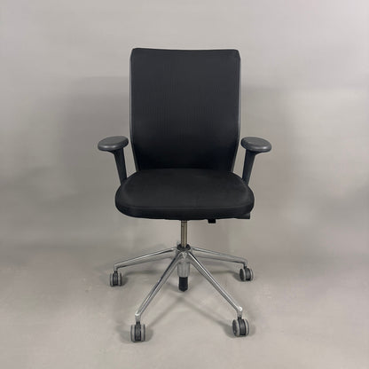 Vitra ID Mesh schwarz / chrom