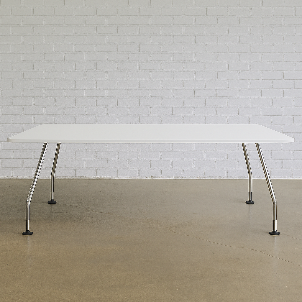 Konferenztisch Vitra Gestell + neue Platte 270x120cm