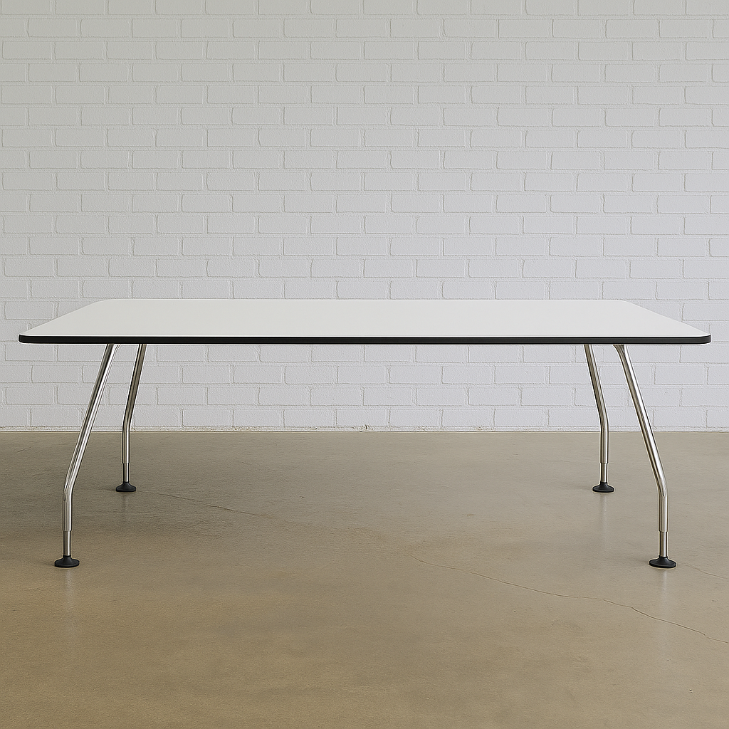 Konferenztisch Vitra Gestell + neue Platte 270x120cm