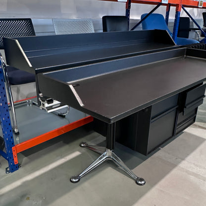Herman Miller Schreibtischanlage Burdick 320x260cm Glas