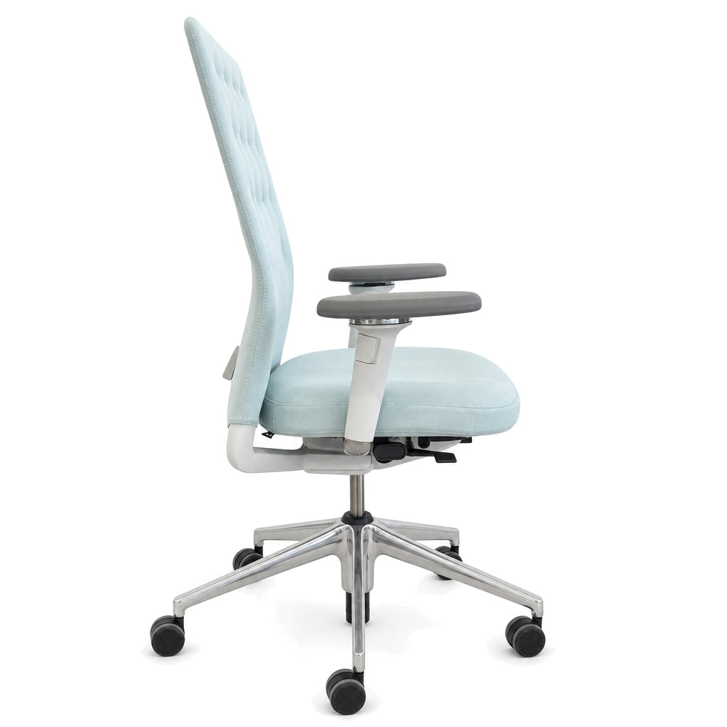 Vitra ID Trim hellblau