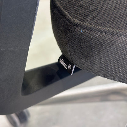 Vitra ID Mesh grau/schwarz