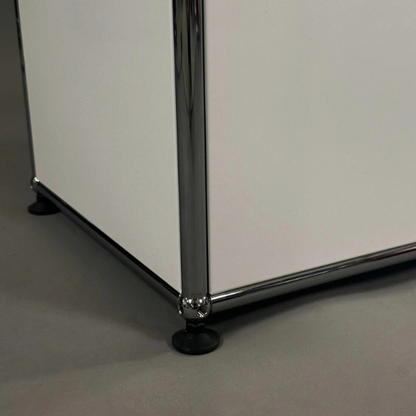 USM Haller Highboard 1x3 lichtgrau 3 Klappen