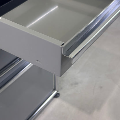 USM Haller Standcontainer Mittelgrau 3 Auszüge