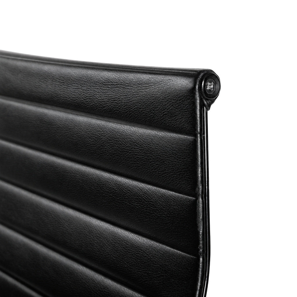 Vitra EA 119 Leder schwarz Alu