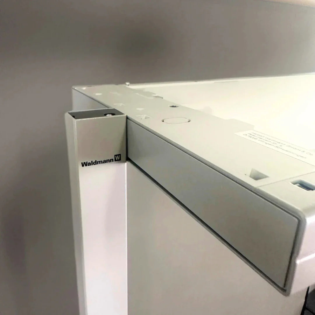 PAKET: 2 x Waldmann Lavigo LED Stehleuchte weiß [AKTION -5%]