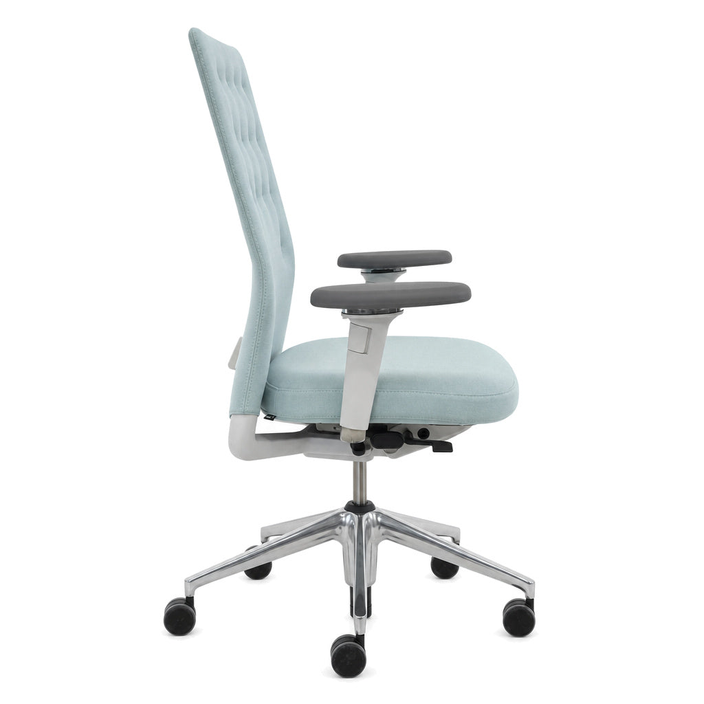 Vitra ID Trim hellblau