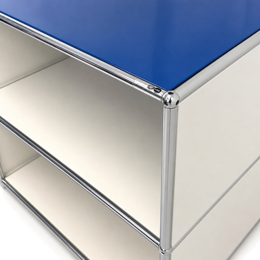 USM Haller Sideboard 1x2 weiß / enzianblau (50cm Tiefe)