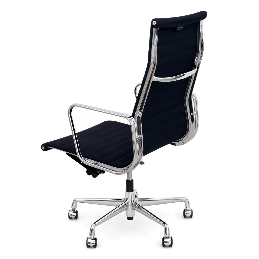 Vitra EA 119 Hopsak schwarz (Chrom)