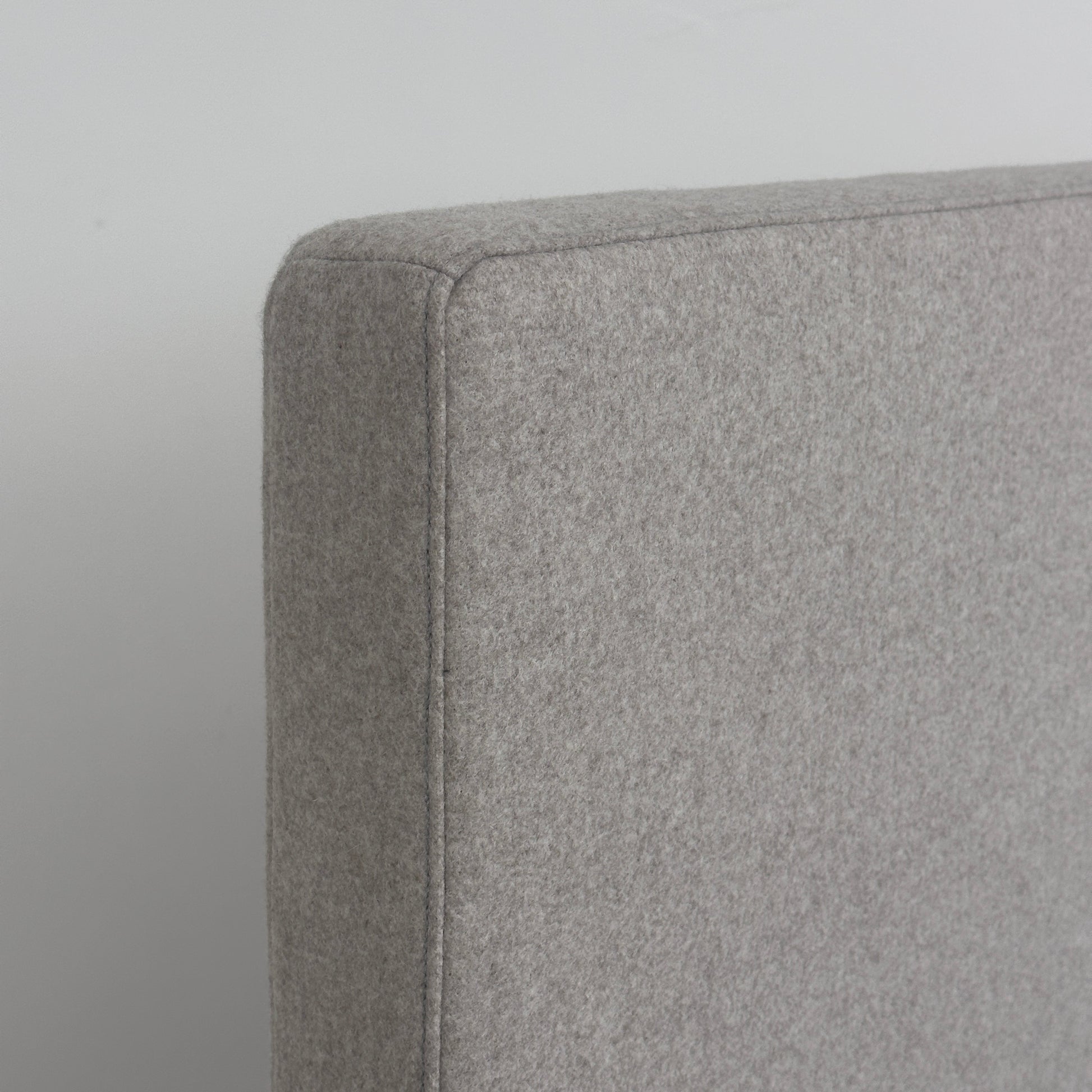 Akustiktrennwand 120cm Wollfilz hellgrau