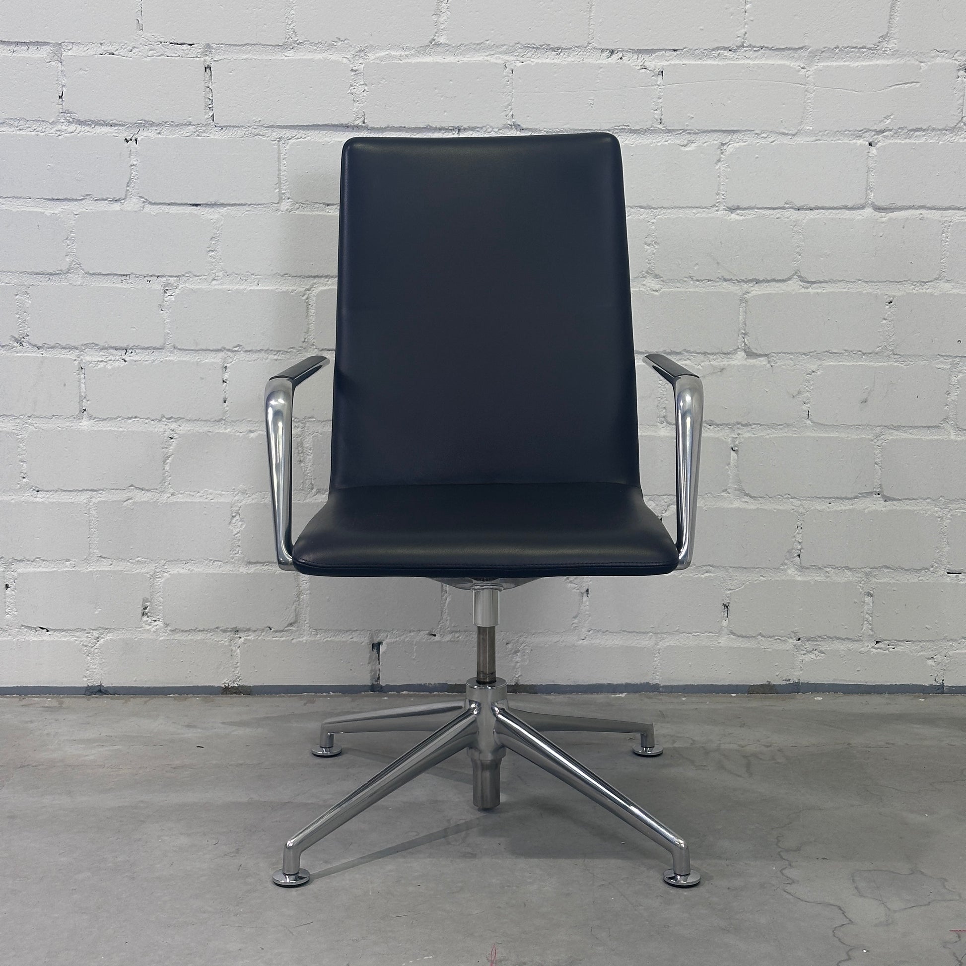 Brunner Fina Soft Konferenzstuhl