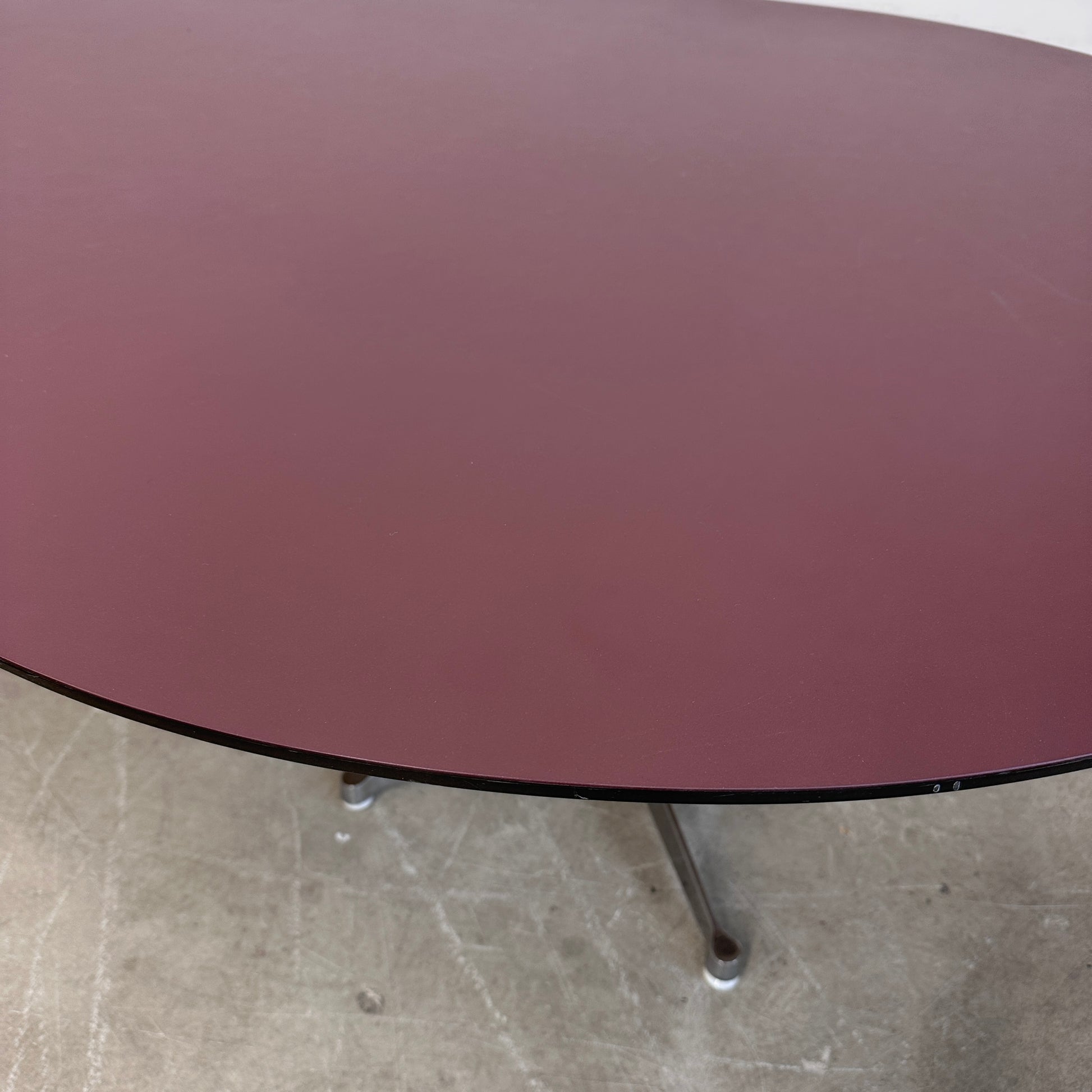 Herman Miller Konferenztisch 340x130cm Linoleum Platte