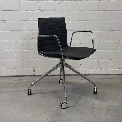 Artikelanlage Catifa Schreibtischstuhl Stoff grau mit Rollen_[kein Wert]