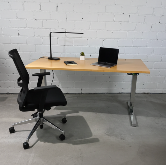 Dobergo Schreibtisch elektrisch höhenverstellbar 160x80cm Ahorn/Chrom