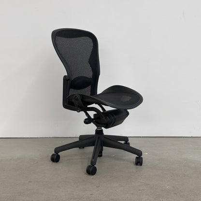 Herman Miller Aeron schwarz (ohne Armlehnen)