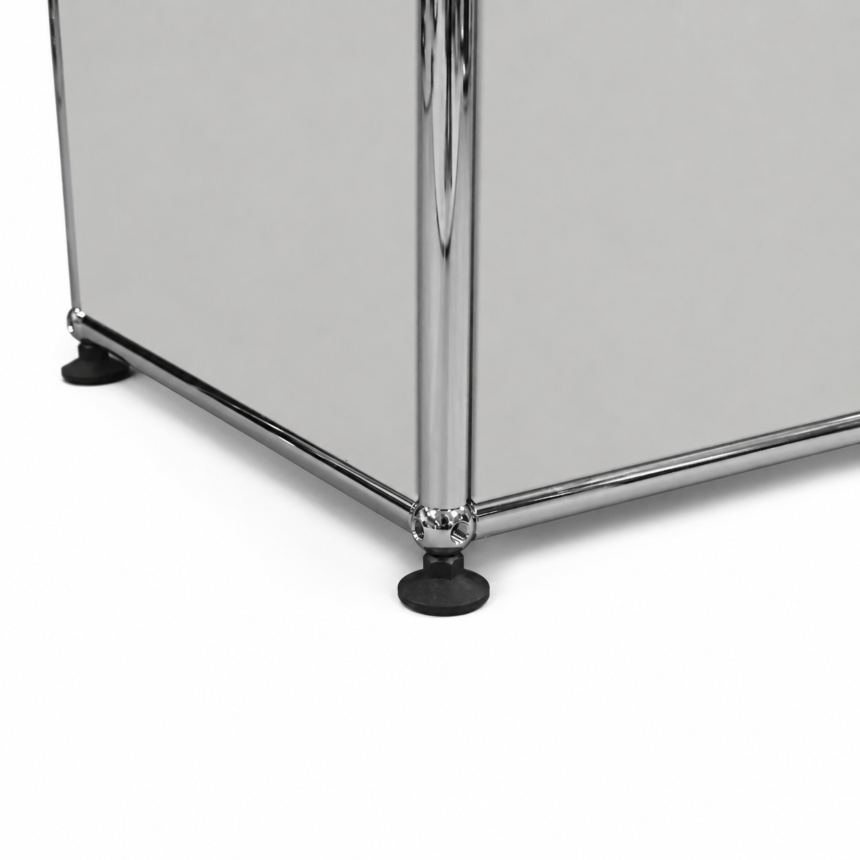 USM Haller Lowboard 2x1 lichtgrau
