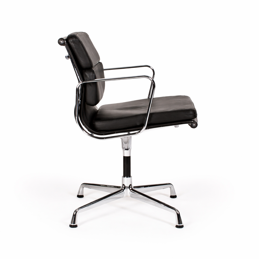Vitra EA 207 Soft Pad Chair Leder schwarz