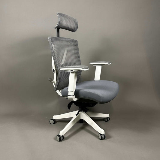 Ergonomischer Bürostuhl Ergo1 weiß/grau mit verstellbarer Lordosenstütze, 4D-Armlehnen und Mesh-Rückenlehne