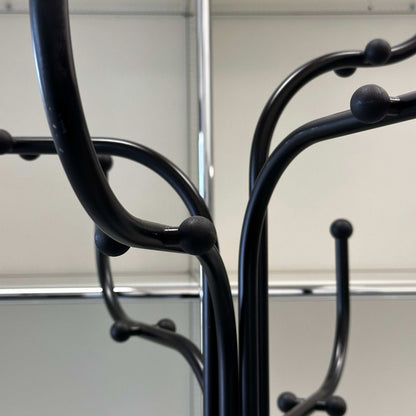 Schwarzer Fritz Hansen Coat Tree Garderobenständer aus Metall
