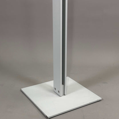 Garderobenständer Cascando Standfree silver gray coat stand base close-up