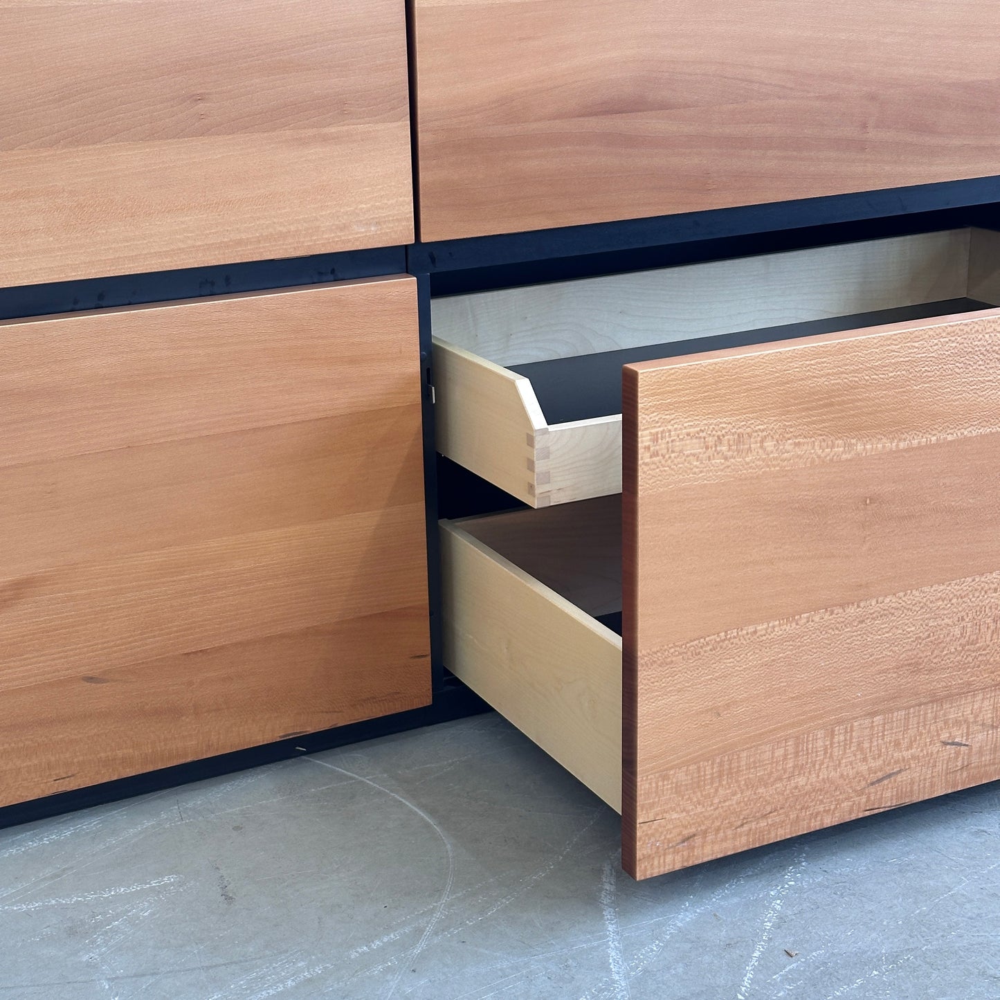 Zoom Design Sideboard Holz