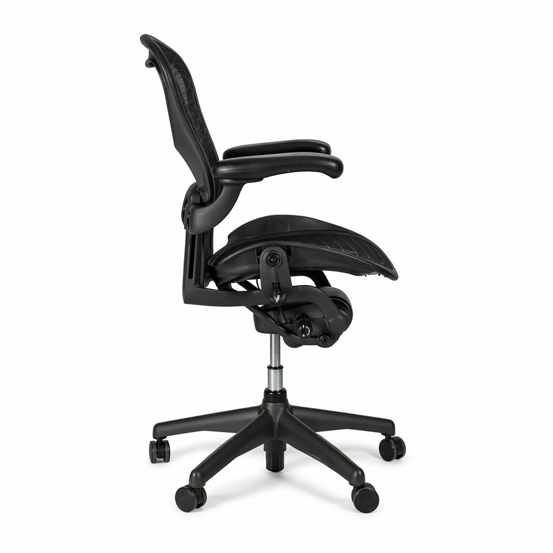 Herman Miller Aeron Bürostuhl, schwarz, mit Netzstoff-Sitz und Rückenlehne, 2D-Armlehnen.