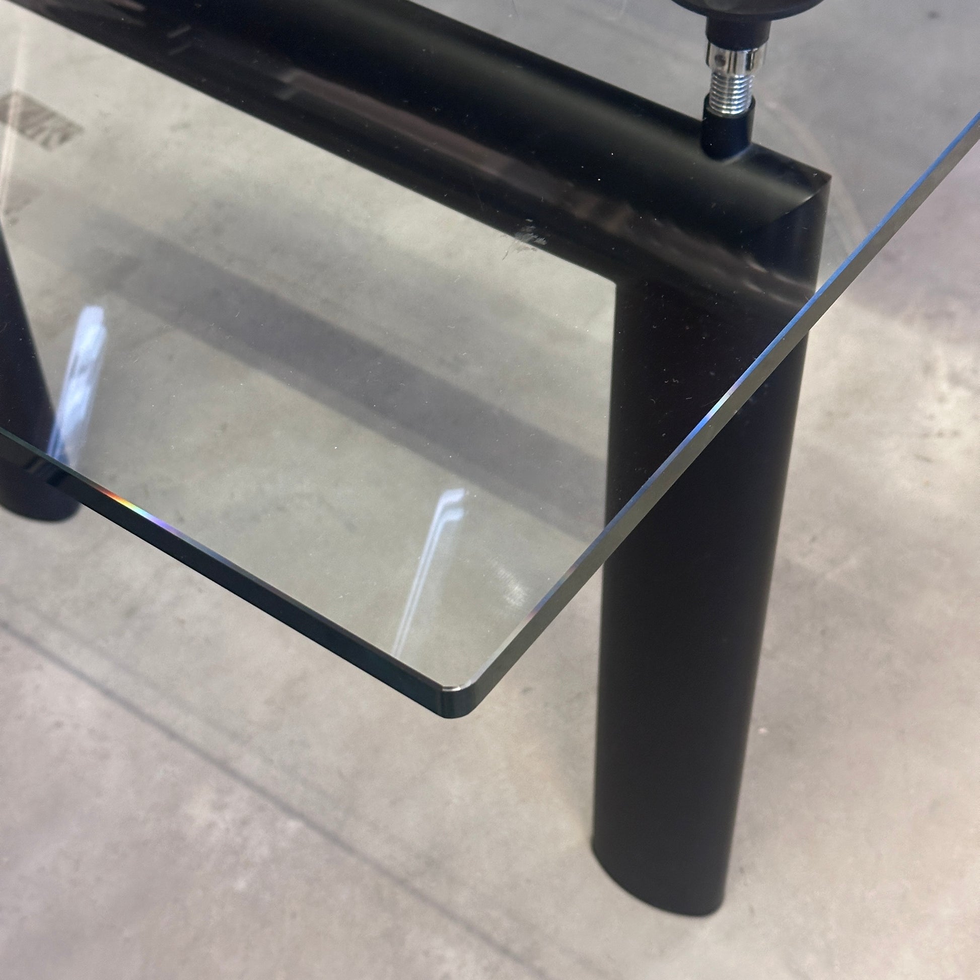 Cassina LC6 Glastisch