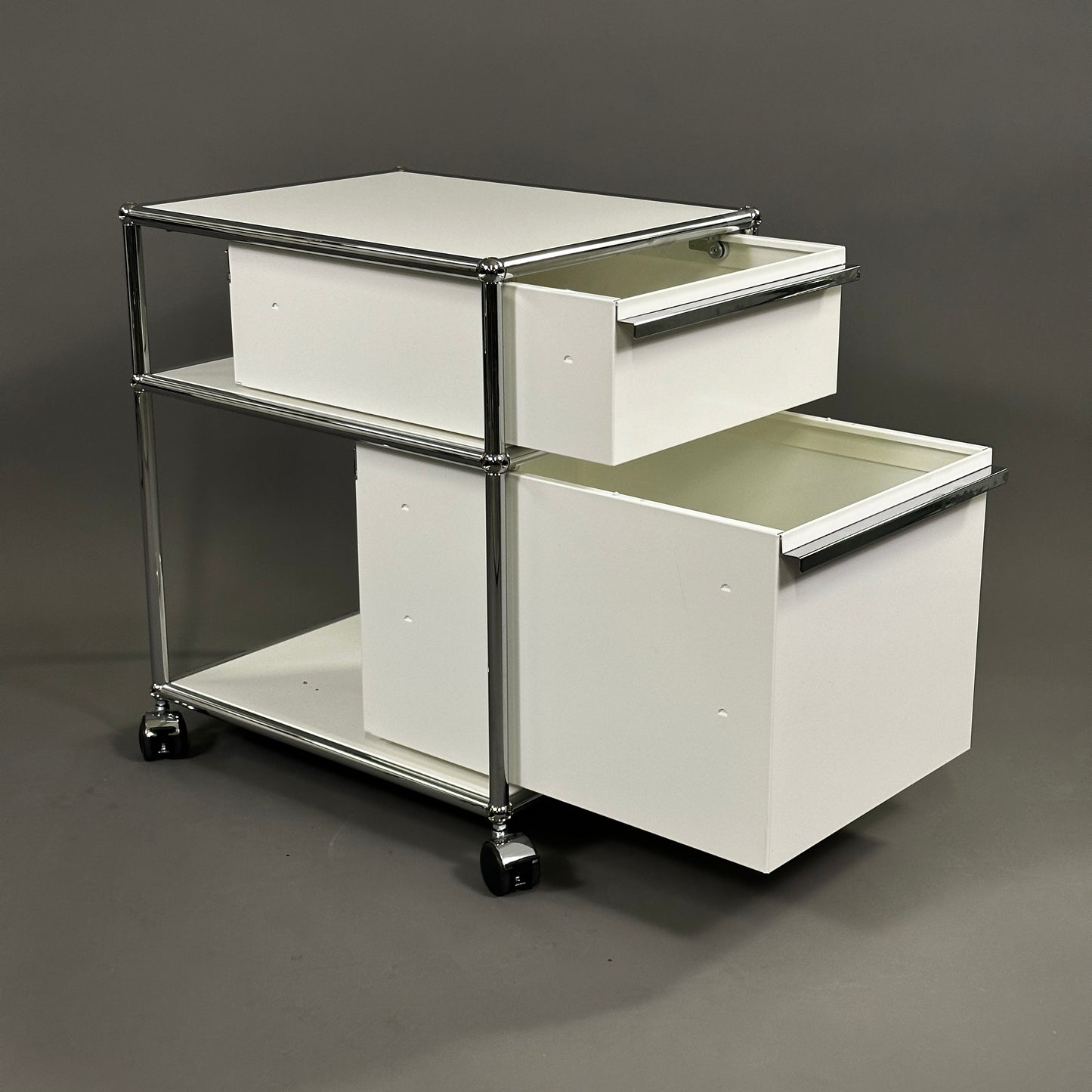 USM Haller Rollcontainer weiß (2 Auszüge)