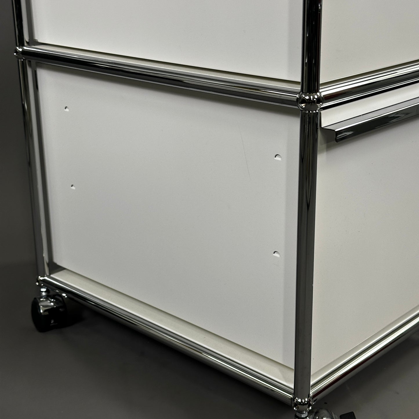 USM Haller Rollcontainer weiß (2 Auszüge)