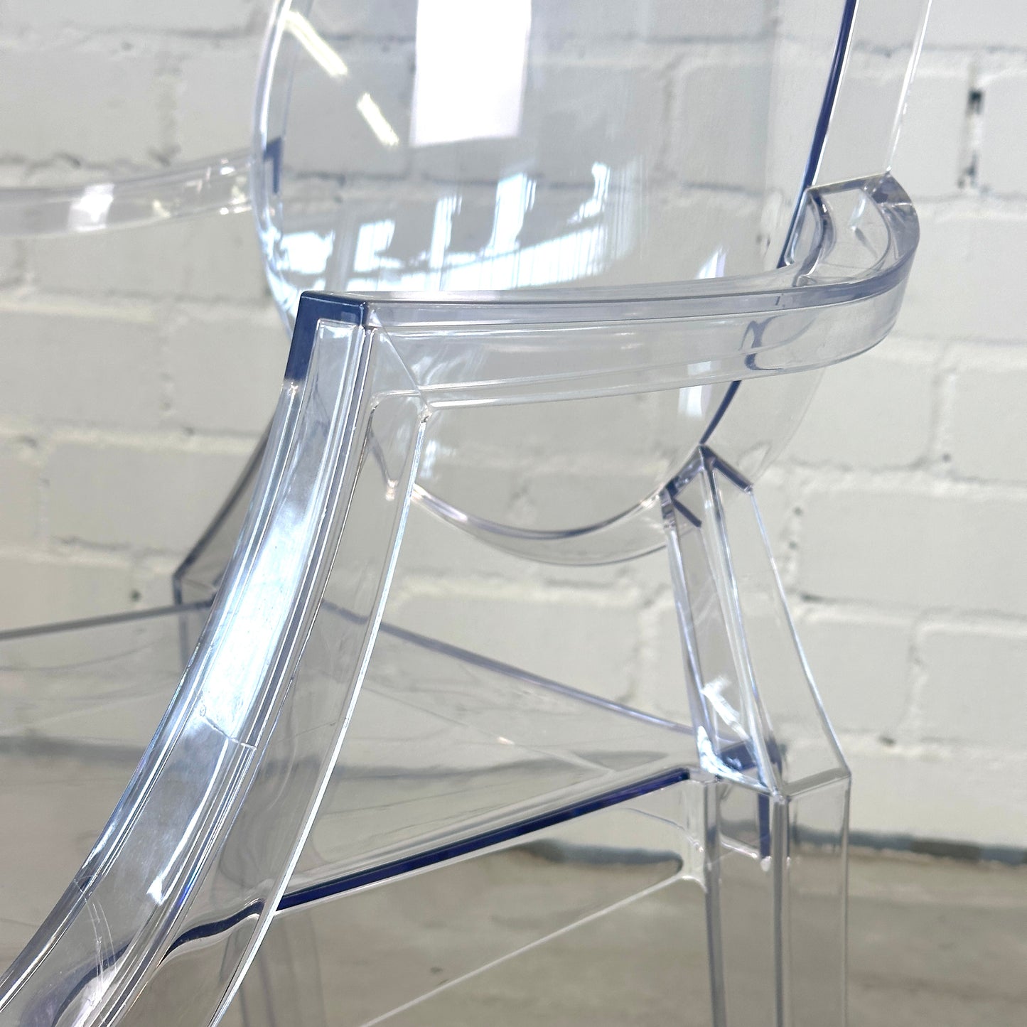 Kartell Louis Ghost Stuhl transparent