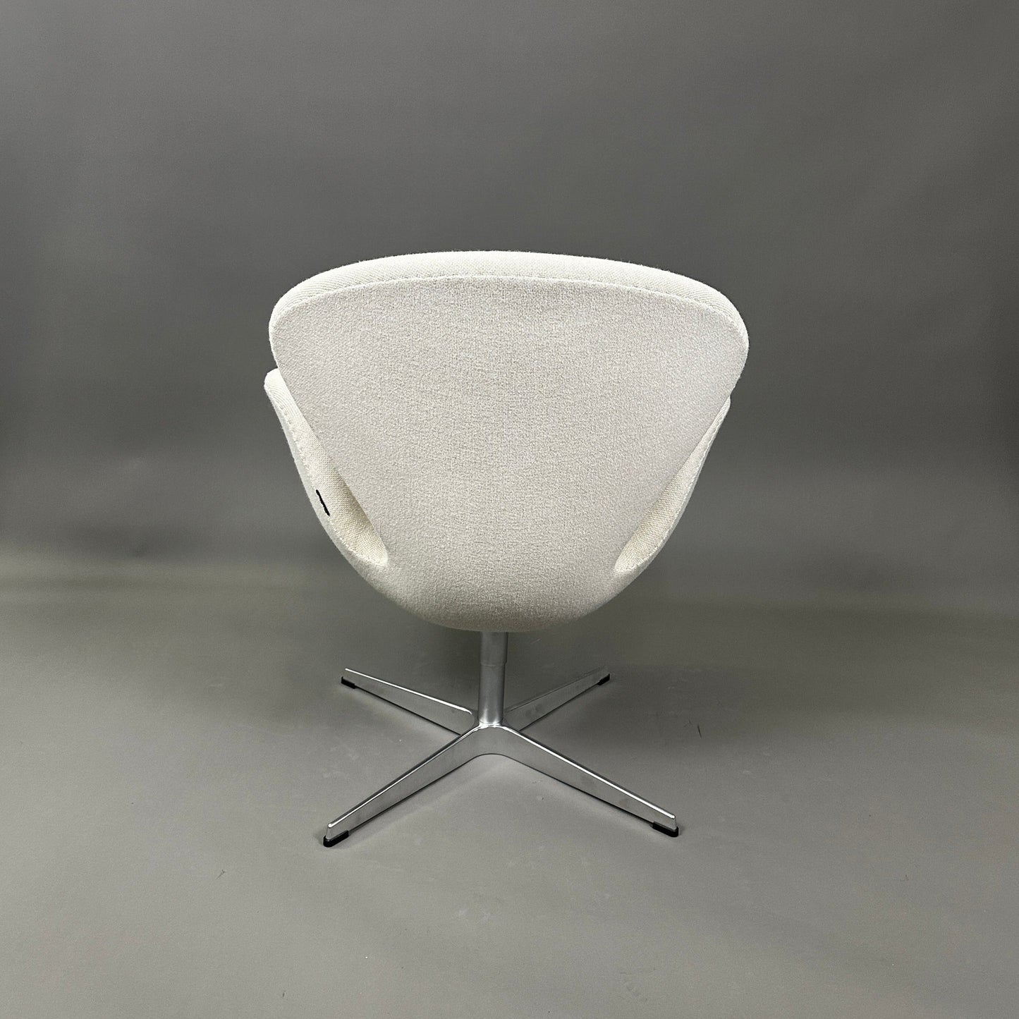 Fritz Hansen Swan Chair hellbeige