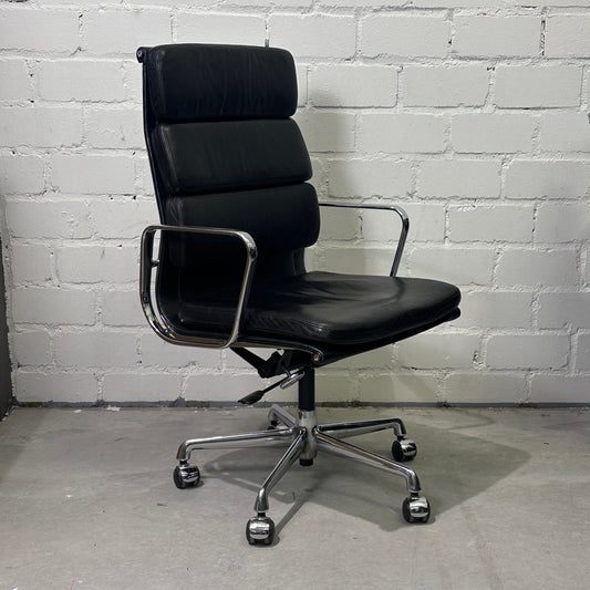 Vitra EA 219 Leder schwarz Chrom (B-Ware)
