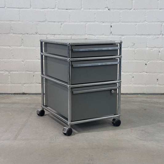 USM Haller Rollcontainer Mittelgrau 3 Auszüge 1x Schloss [AKTION -50€ ➜ GWG<800€]