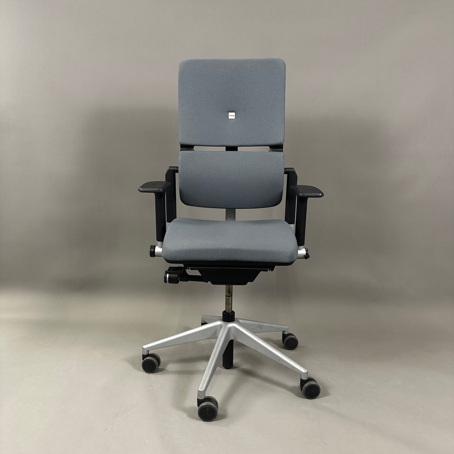 Steelcase Please grau