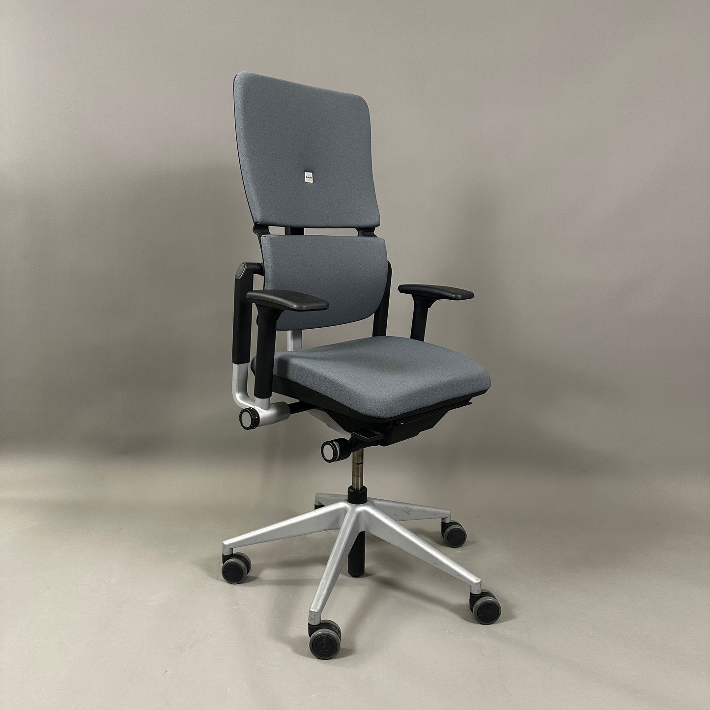 Steelcase Please grau