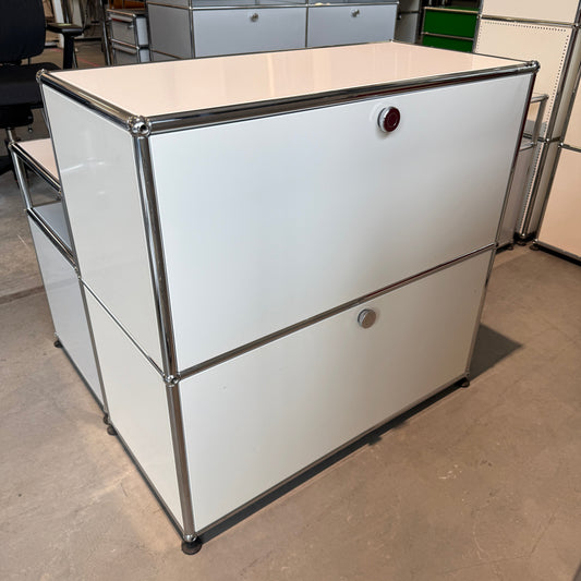 USM Haller Sideboard 1x2 weiß mit 2 Klappen (1. Gen.)
