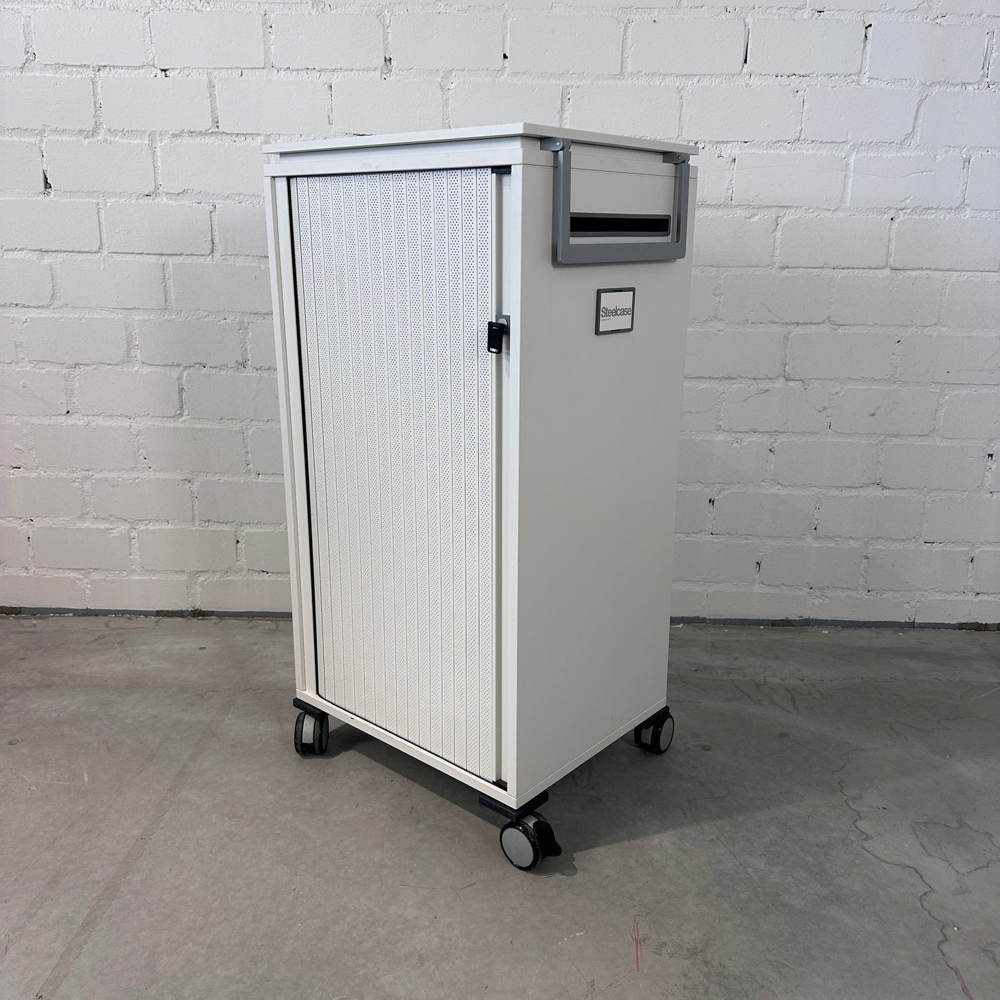 Steelcase Aktencaddy / Rollschrank Moby weiß
