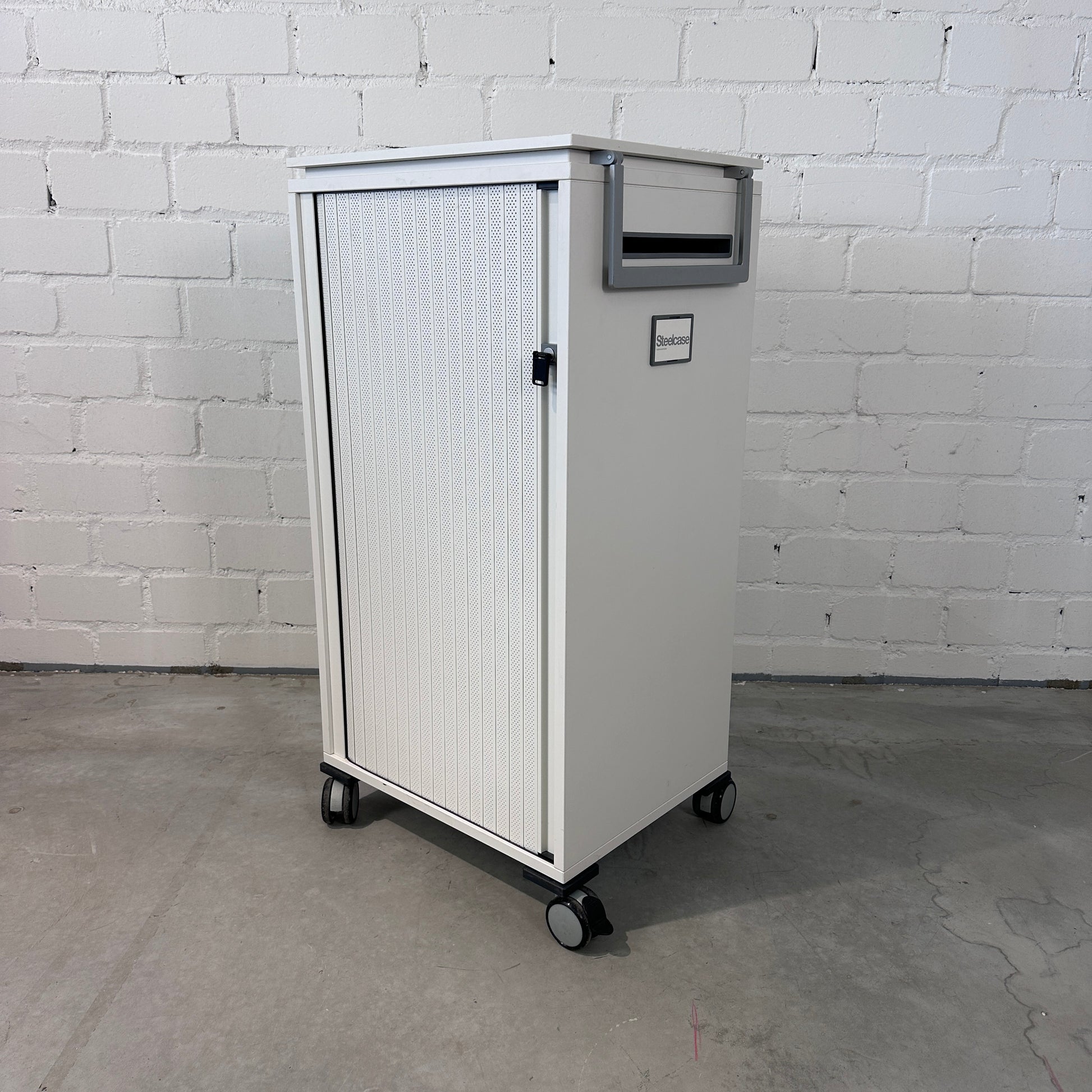 Steelcase Aktencaddy / Rollschrank Moby weiß