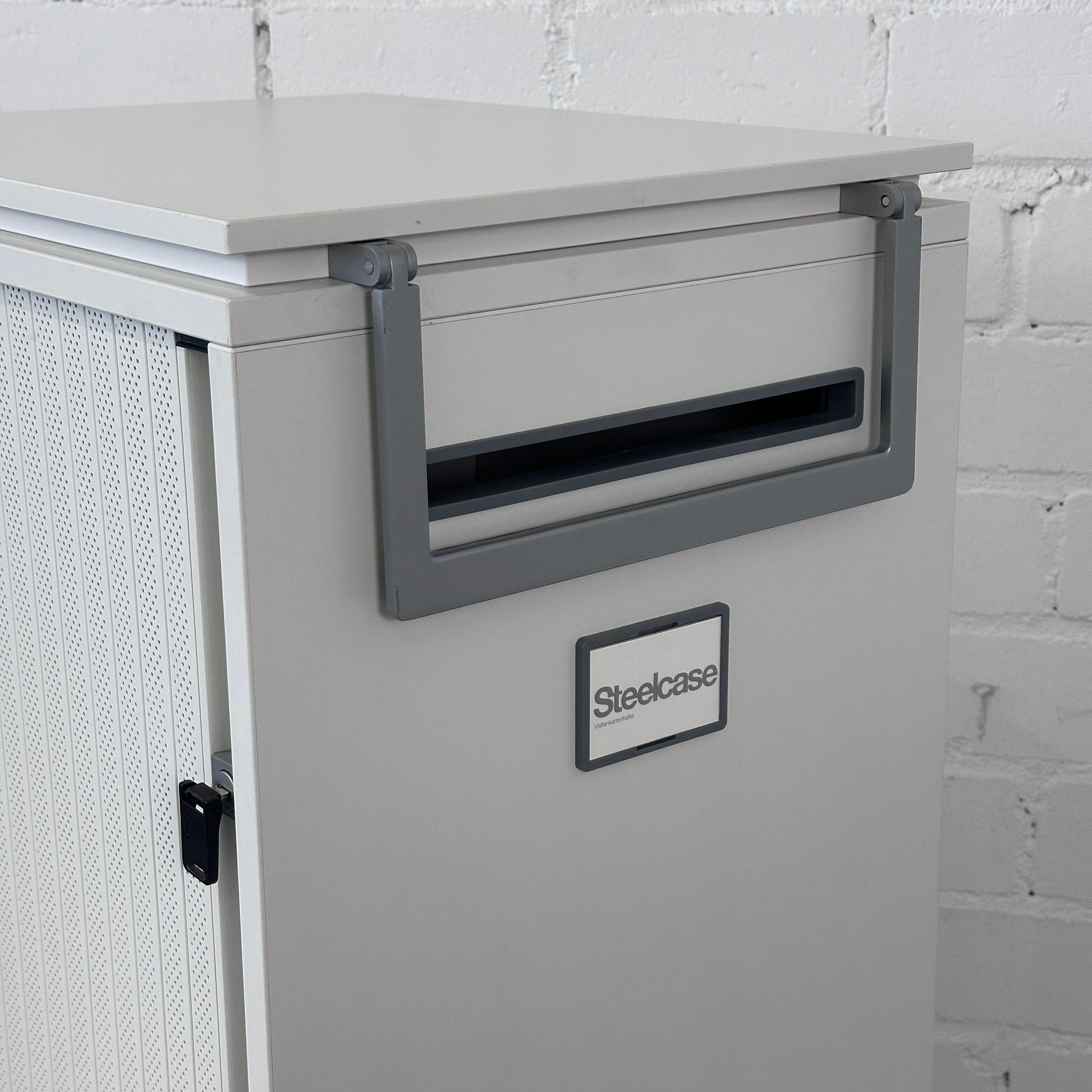 Steelcase Aktencaddy / Rollschrank Moby weiß