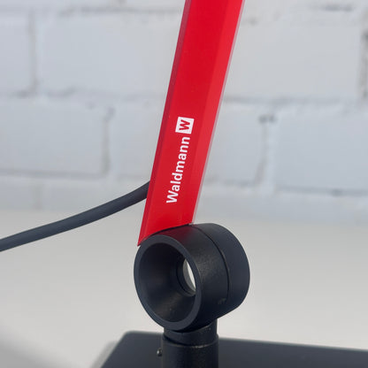 Waldmann PARA.MI Schreibtischleuchte rot inkl. Standfuß